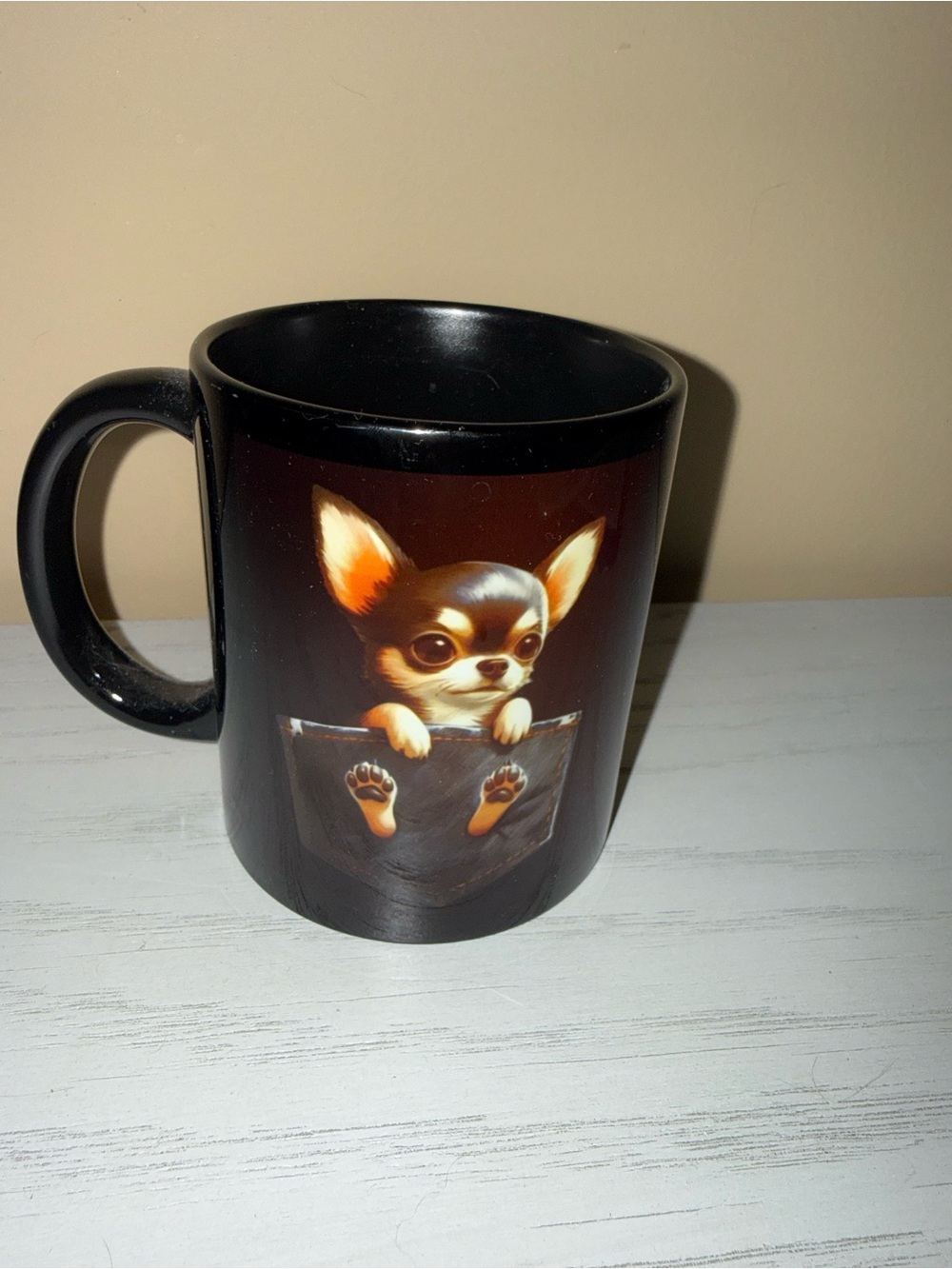 Black Chihuahua Pocket Dog Mug -l